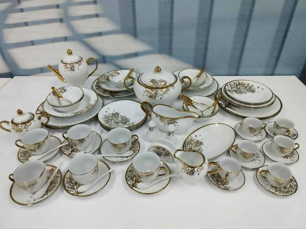 Service à table royal 72 Pièces 