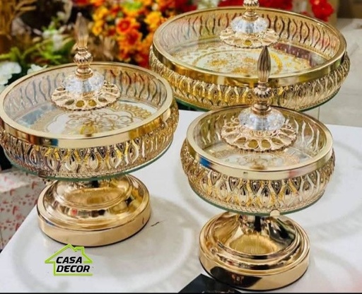 Les  Bonbonnières avec couvercle 