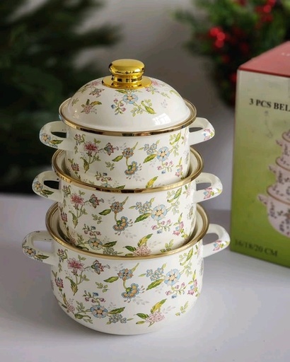 Série casseroles avec motif fleur 